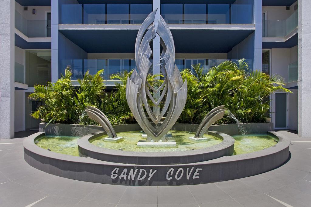 Sandy Cove Entrance